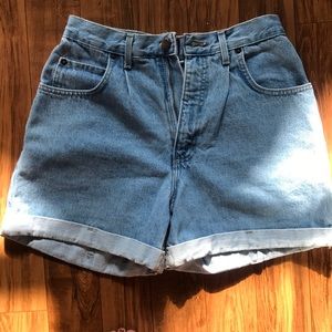 Mom high waisted jean shorts.
